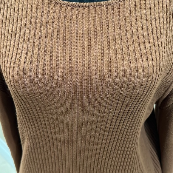 Open Edit cold shoulder sweater - Picture 7 of 7